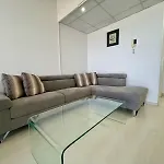 Sea View In Makenzy Daire Larnaca