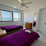 Sea View In Makenzy Daire *