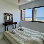 Sea View In Makenzy Daire *