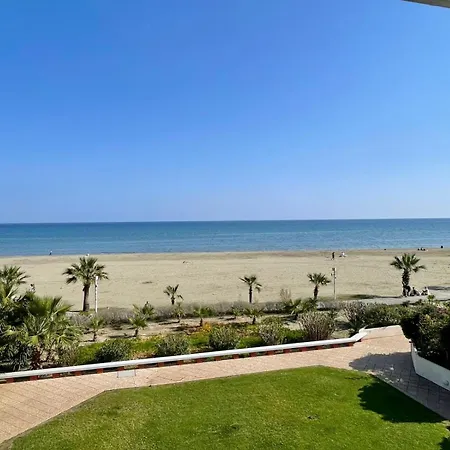 Sea View In Makenzy Lárnaca