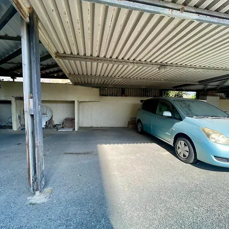 Sea View In Makenzy Apartment