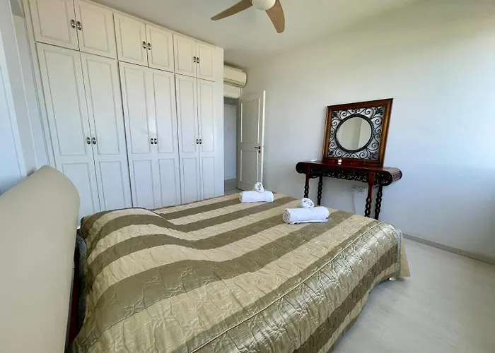 Appartement Sea View In Makenzy