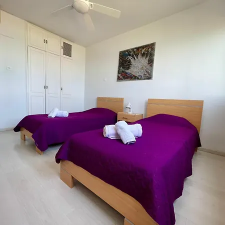 Апартаменты Sea View In Makenzy