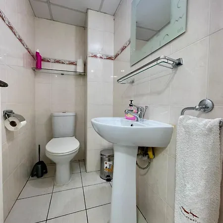 Sea View In Makenzy Apartament Larnaca