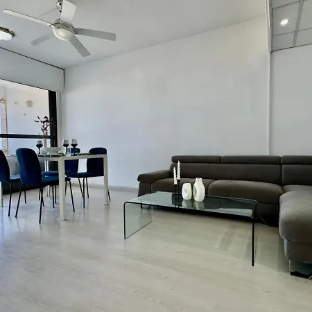 Sea View In Makenzy Apartament
