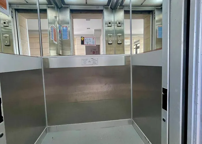 Sea View In Makenzy Ларнака