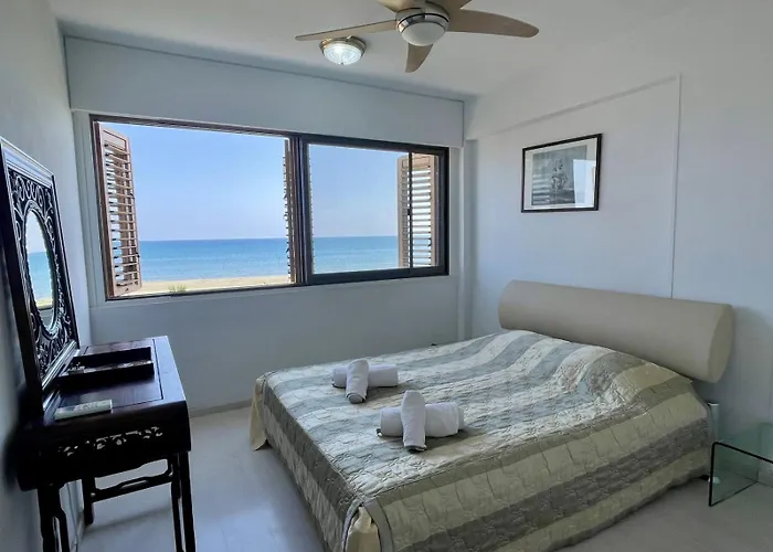 Апартаменты Sea View In Makenzy